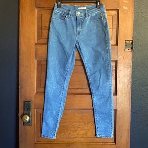 Women’s super skinny jeans